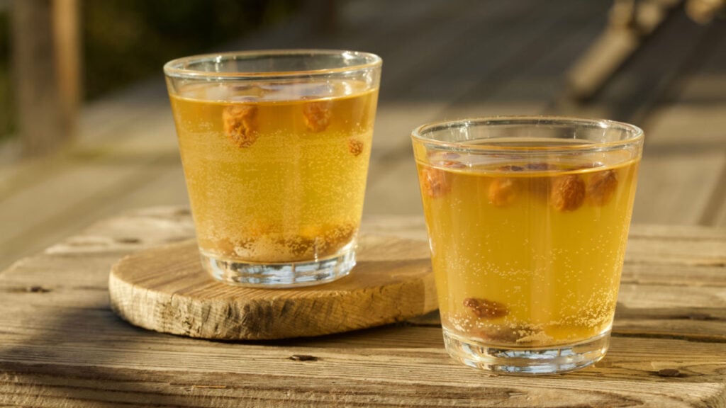 Sipping On Sweetness: Honey-Driven Drinks To Delight!